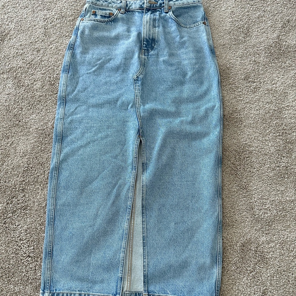 Popular Mango midi jean skirt